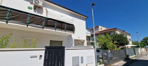 5 غرف نوم شقة في Montesilvano, Italy رقم 338969 2