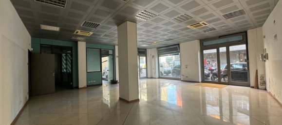 120m² Commercial property in Genoa, Italy No. 128098 30