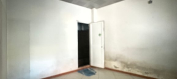 120m² Commercial property in Genoa, Italy No. 128098 11