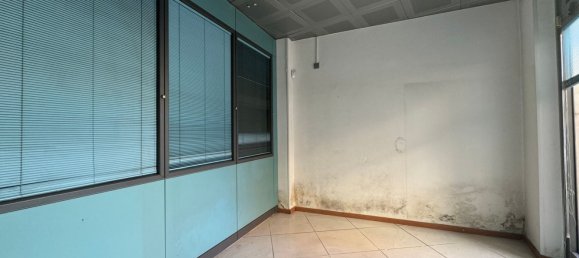 120m² Commercial property in Genoa, Italy No. 128098 10