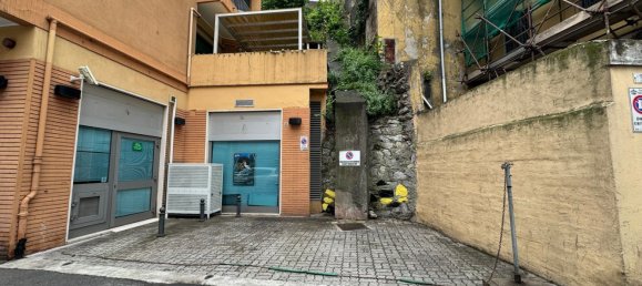 120m² Commercial property in Genoa, Italy No. 128098 32
