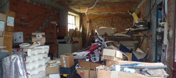 2 bedrooms Villa in Taino, Italy No. 88875 9