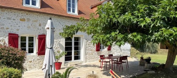 Casa de 3 dormitorios en Gan, France No. 342316 3