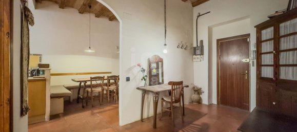 2 Schlafzimmer Wohnung in Ciutat Vella, Spain, Nr. 28047 3