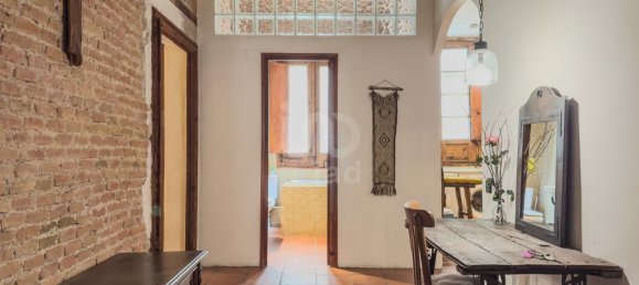 2 Schlafzimmer Wohnung in Ciutat Vella, Spain, Nr. 28047 2