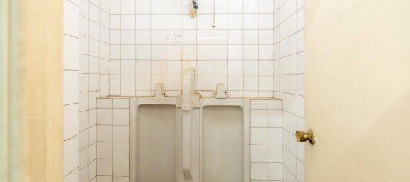 360m² Commercial property in Granada, Spain No. 24402 14