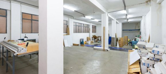 360m² Commercial property in Granada, Spain No. 24402 10