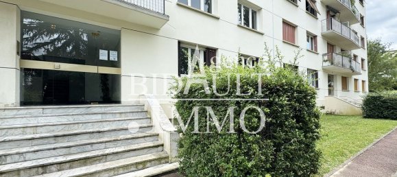 2 bedrooms Apartment in La Celle-Saint-Cloud, France No. 137969 9