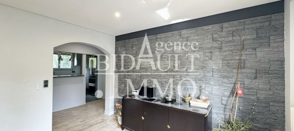 2 bedrooms Apartment in La Celle-Saint-Cloud, France No. 137969 3