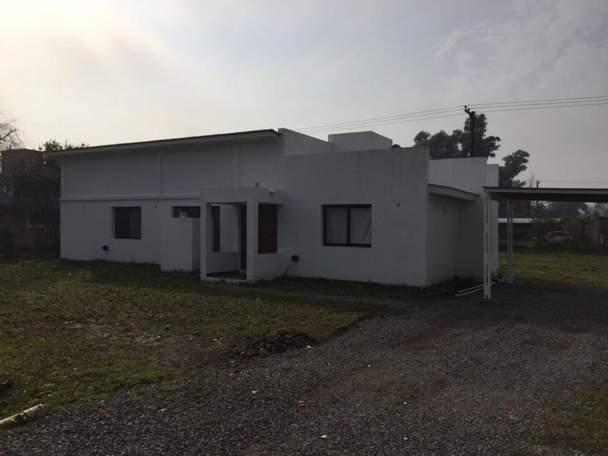 4 chambres Maison à Presidente Peron, Argentina No. 70839