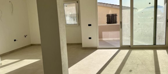 Apartamento de 3 divisões em Olbia, Italy N.º 231754 7
