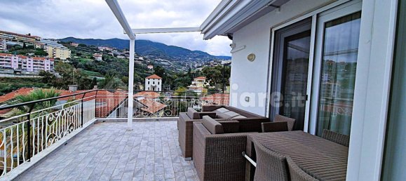 Penthouse T3 em Sanremo, Italy N.º 79374 18