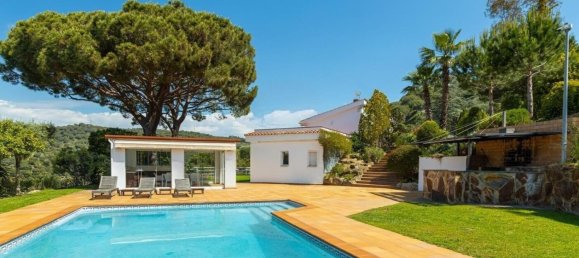 3 bedrooms House in Barcelona, Spain No. 182755 5