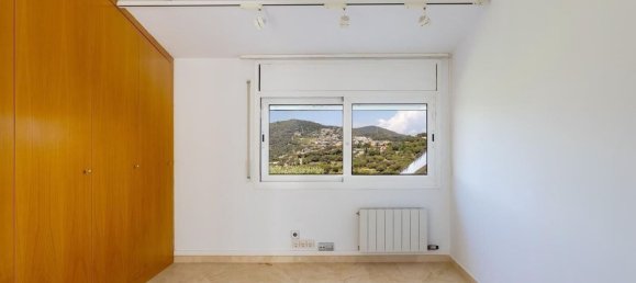 3 bedrooms House in Barcelona, Spain No. 182755 12