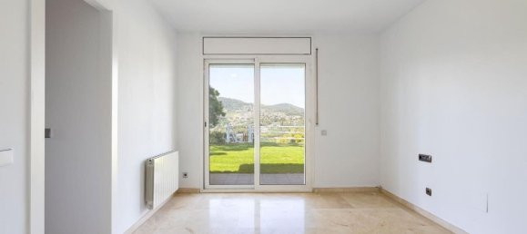 3 bedrooms House in Barcelona, Spain No. 182755 15