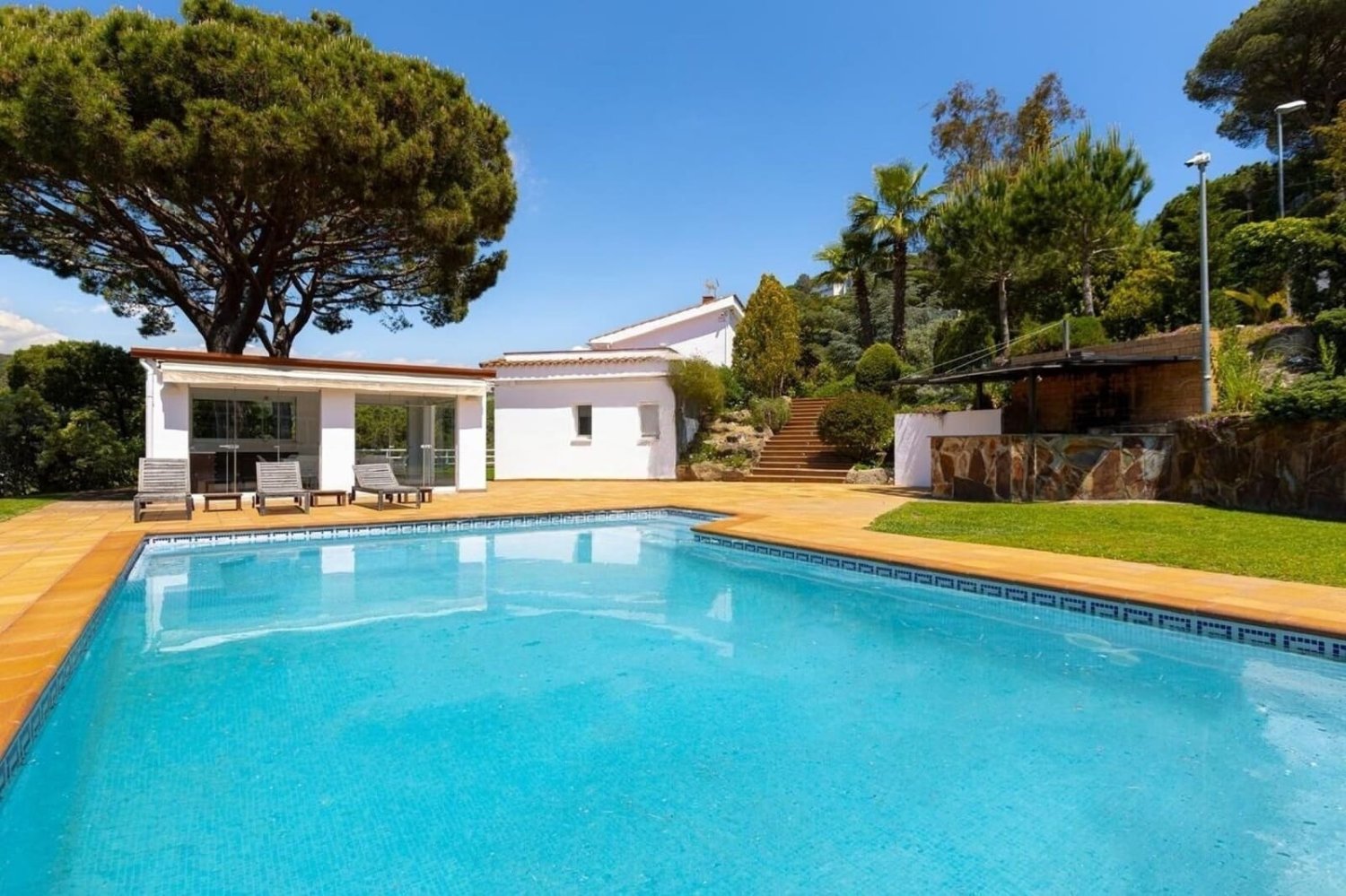 3 bedrooms House in Barcelona, Spain No. 182755