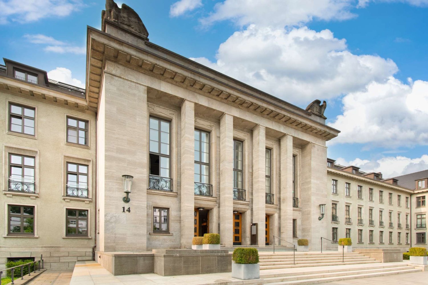 Квартира с 2 спальнями в Аймсбюттель, Германия № 328748