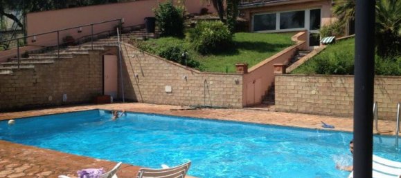 Villa de 8 divisões em Frascati, Italy N.º 156584 2