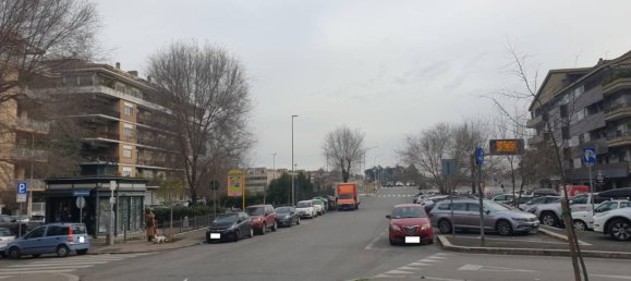 76m² Commercial property in Rome, Italy No. 16240 2