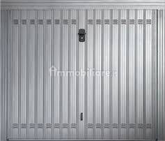  مرآب في Novara, Italy 25متر مربع رقم 105380