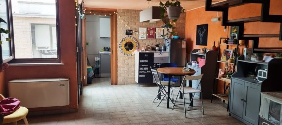 Квартира с 3 комнатами в Лечче, Италия № 31701 3