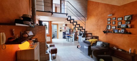 Квартира с 3 комнатами в Лечче, Италия № 31701 4