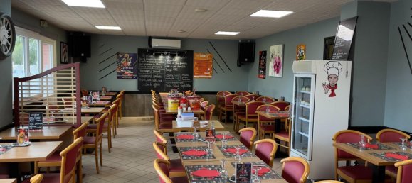 Edificio de 6 dormitorios en Hem-Hardinval, France No. 223188 5