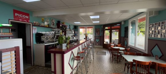 Edificio de 6 dormitorios en Hem-Hardinval, France No. 223188 7