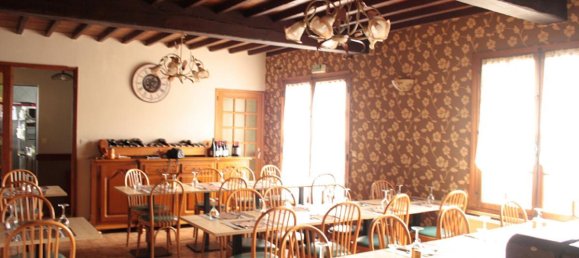 Edificio de 6 dormitorios en Hem-Hardinval, France No. 223188 6