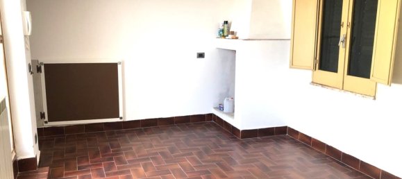 Casa de 5 habitaciónes en Turi, Italy No. 87846 15