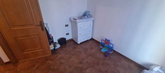 4 rooms Apartment in Sarzana, Italy No. 113450 8