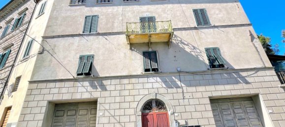 5غرفة منزل في Castelnuovo di Val di Cecina, Italy رقم 129600 2