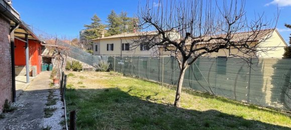 5غرفة منزل في Castelnuovo di Val di Cecina, Italy رقم 129600 18