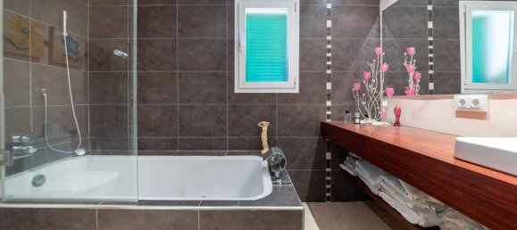 Вилла с 8 спальнями в Альгайда, Испания № 259592 16