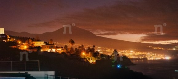 Villa de 5 dormitorios en Porís de Abona, Spain No. 13839 2