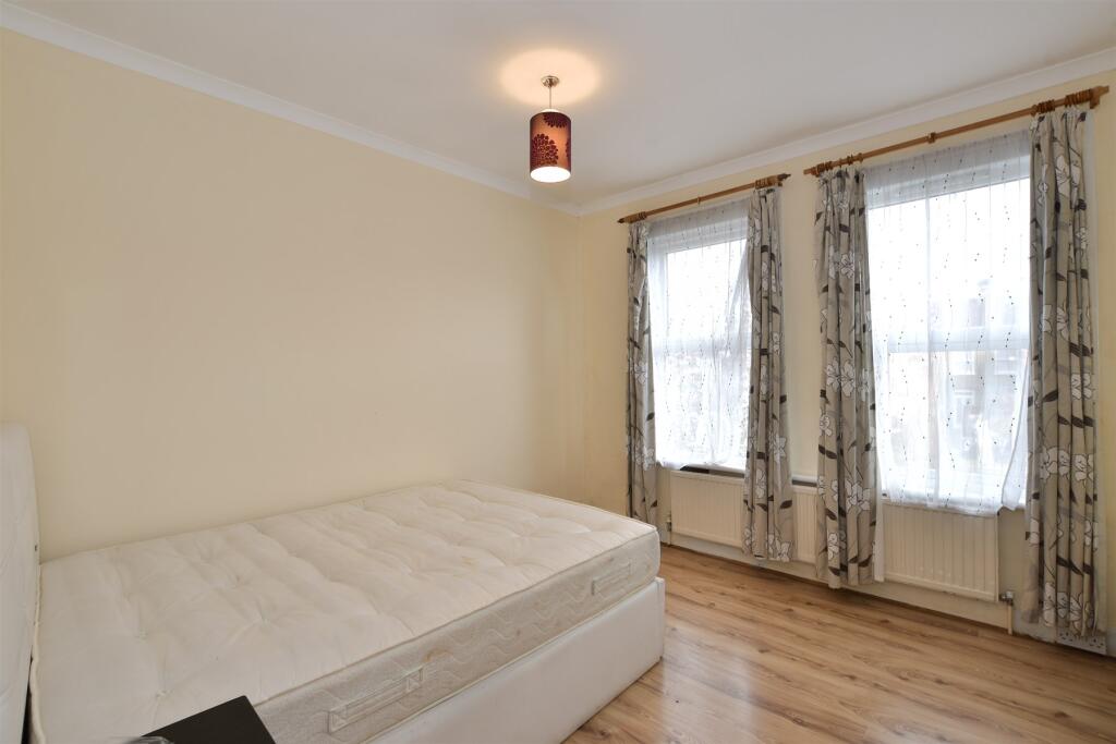 2 bedrooms Maisonette in Walthamstow, United Kingdom No. 4030