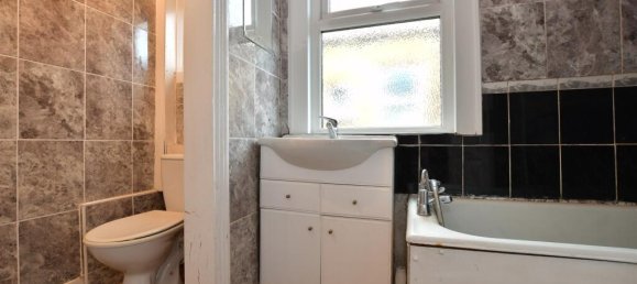 2 bedrooms Maisonette in Walthamstow, United Kingdom No. 4030 10