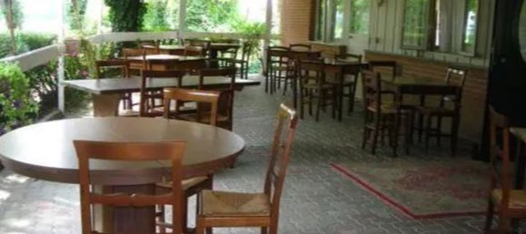 Propiedad comercial en Linarolo, Italy 388 m² No. 73378 10