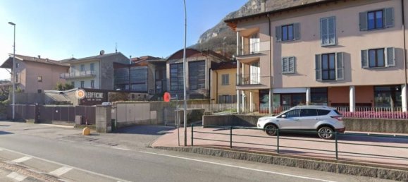 30m² Garage in Pescate, Italy No. 176794 2