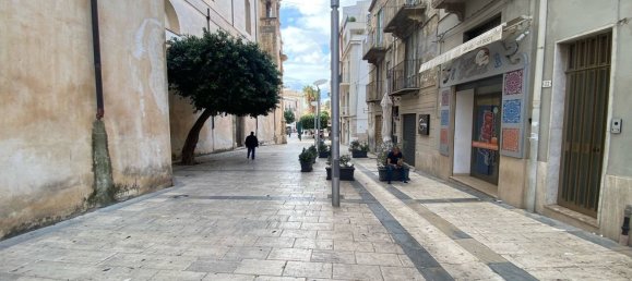 75m² Commercial property in Alcamo, Italy No. 264412 2