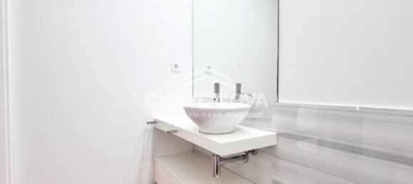 4 Schlafzimmer Haus in Vila Nova de Gaia, Portugal, Nr. 121015 12