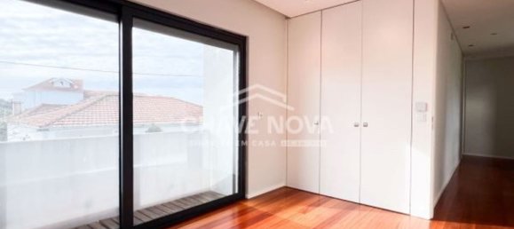 4 Schlafzimmer Haus in Vila Nova de Gaia, Portugal, Nr. 121015 8