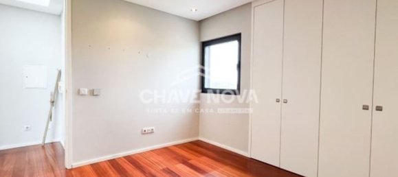 4 Schlafzimmer Haus in Vila Nova de Gaia, Portugal, Nr. 121015 21