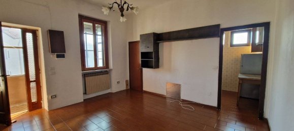 Квартира с 2 спальнями в Венегоно Супериоре, Италия № 326723 6