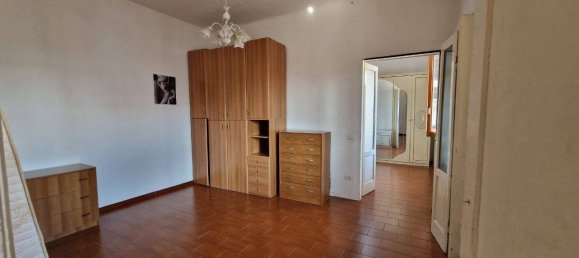 Квартира с 2 спальнями в Венегоно Супериоре, Италия № 326723 4