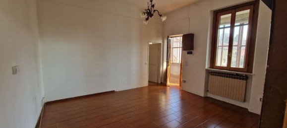 Квартира с 2 спальнями в Венегоно Супериоре, Италия № 326723 5