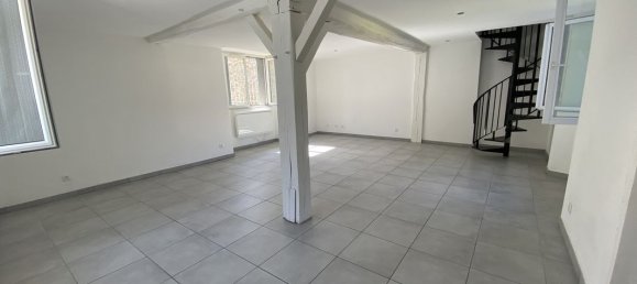 2 bedrooms House in Sours, France No. 247365 5