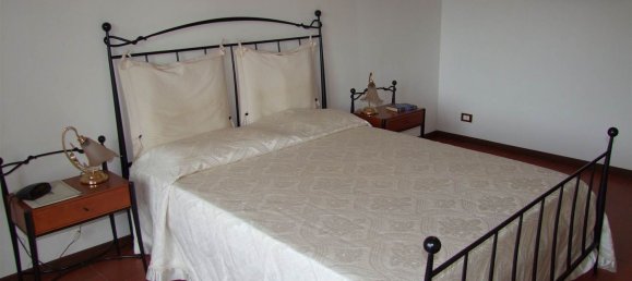 8-Zimmer Villa in Dicomano, Italy, Nr. 206043 45
