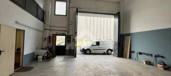  مستودع في Martinengo, Italy 250متر مربع رقم 353964 9