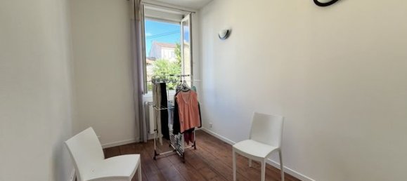 2 bedrooms House in Cognac, France No. 312769 5